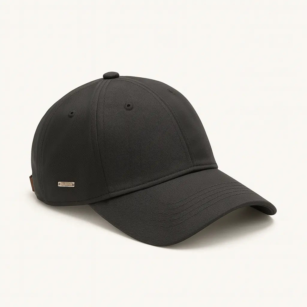 ZAYNO “MINIMAL CLASSIC” Cap – Black & Beige Edition